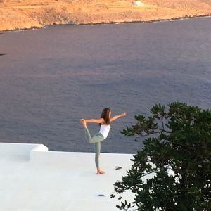 Meet your Posher, Thalia